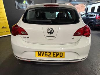Vauxhall Astra 1.6 16v Active Euro 5 5dr