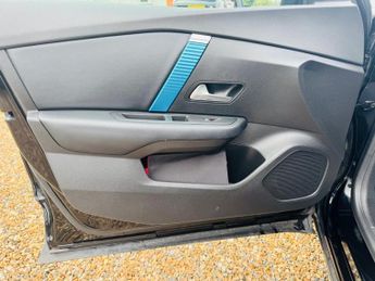 Citroen e-C4 50kWh Shine Auto 5dr