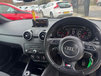Audi A1 1.6 TDI S line Style Edition Euro 5 (s/s) 3dr