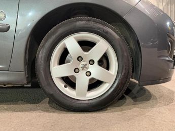 Peugeot 207 1.4 Envy Euro 5 3dr
