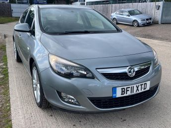 Vauxhall Astra 2.0 CDTi SRi Euro 5 5dr