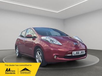 Nissan Leaf 30kWh Acenta Hatchback 5dr Electric Auto (109 bhp)