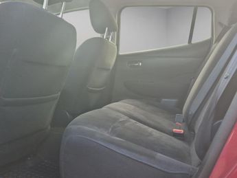 Nissan Leaf 30kWh Acenta Hatchback 5dr Electric Auto (109 bhp)