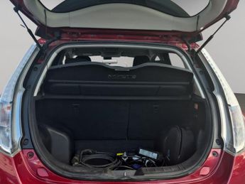 Nissan Leaf 30kWh Acenta Hatchback 5dr Electric Auto (109 bhp)