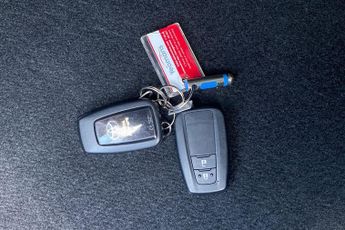 Toyota C-HR 1.8 VVT-h Excel SUV 5dr Petrol Hybrid CVT Euro 6 (s/s) (122 ps)