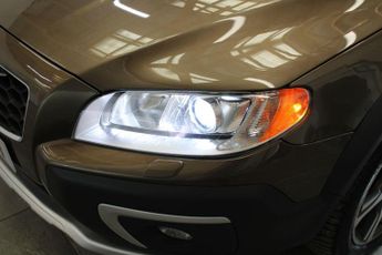 Volvo XC70 2.4 D4 SE Lux Geartronic AWD Euro 5 5dr