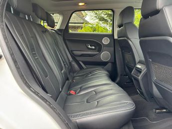 Land Rover Range Rover Evoque 2.2 SD4 Dynamic SUV 5dr Diesel Auto 4WD Euro 5 (s/s) (190 ps)