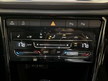 Volkswagen T-Roc 1.5 TSI R-Line SUV 5dr Petrol DSG Euro 6 (s/s) (150 ps)