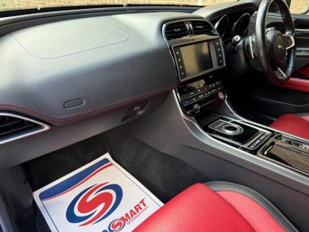 Jaguar XE 2.0i R-Sport Saloon 4dr Petrol Auto Euro 6 (s/s) (250 ps)