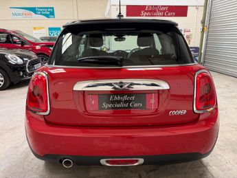 MINI Hatch 1.5 Cooper Auto Euro 6 (s/s) 3dr
