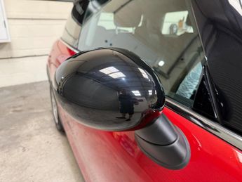 MINI Hatch 1.5 Cooper Auto Euro 6 (s/s) 3dr