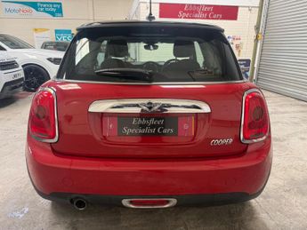 MINI Hatch 1.5 Cooper Auto Euro 6 (s/s) 3dr