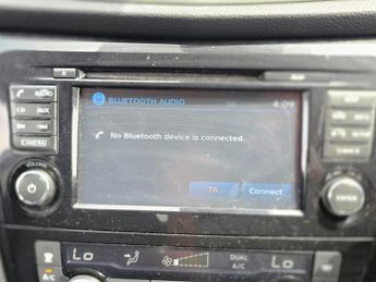 Nissan Qashqai 1.2 DIG-T N-Connecta XTRON 2WD Euro 6 (s/s) 5dr