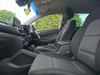Hyundai TUCSON 1.6 T-GDi SE Nav DCT Euro 6 (s/s) 5dr