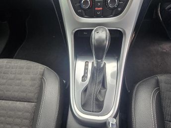 Vauxhall Astra GTC 1.4i Turbo SRi Auto Euro 6 3dr