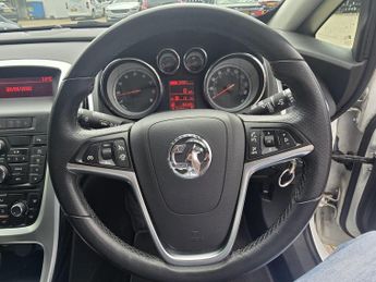 Vauxhall Astra GTC 1.4i Turbo SRi Auto Euro 6 3dr