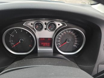Ford Focus 1.6 Zetec 5dr
