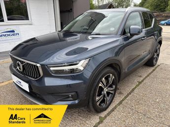 Volvo XC40 2.0 B4 MHEV Inscription Pro Auto AWD Euro 6 (s/s) 5dr