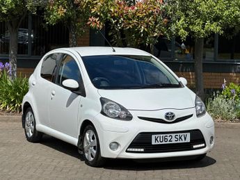 Toyota AYGO 1.0 VVT-i Fire Euro 5 5dr