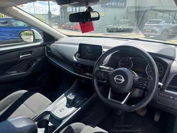 Nissan Qashqai 1.3 DIG-T MHEV Acenta Premium SUV 5dr Petrol Hybrid XTRON Euro 6