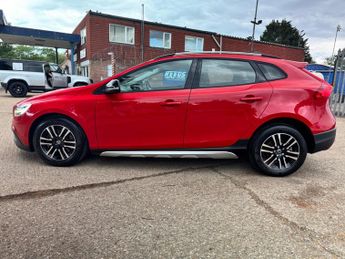 Volvo V40 Cross Country 1.5 T3 Auto Euro 6 (s/s) 5dr