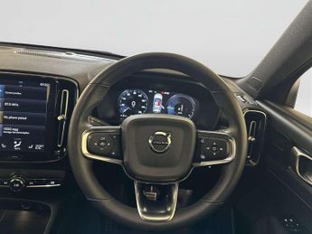 Volvo XC40 1.5h T4 Recharge 10.7kWh R-Design SUV 5dr Petrol Plug-in Hybrid 