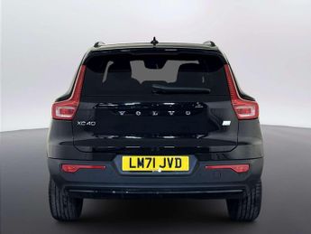 Volvo XC40 1.5h T4 Recharge 10.7kWh R-Design SUV 5dr Petrol Plug-in Hybrid 