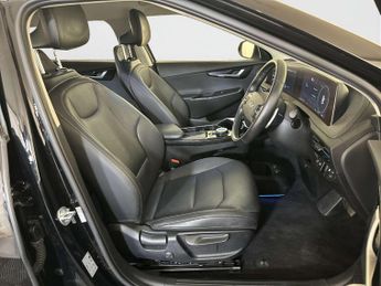 Kia EV6 77.4kWh Air Hatchback 5dr Electric Auto (225 bhp)