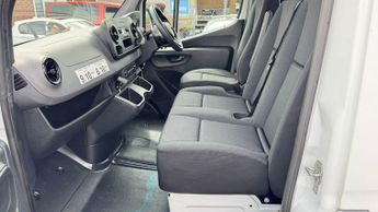 Mercedes-Benz Sprinter 2.0 315 CDI Progressive Chassis Cab 2dr Diesel G-Tronic RWD L2 E