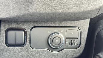 Mercedes-Benz Sprinter 2.0 315 CDI Progressive Chassis Cab 2dr Diesel G-Tronic RWD L2 E