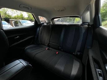 Peugeot 3008 1.6 BlueHDi Active Euro 6 (s/s) 5dr