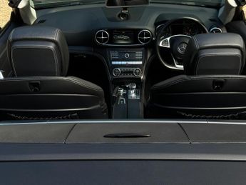 Mercedes-Benz SL 4.7 SL500 V8 AMG Line (Premium) G-Tronic+ Euro 6 (s/s) 2dr