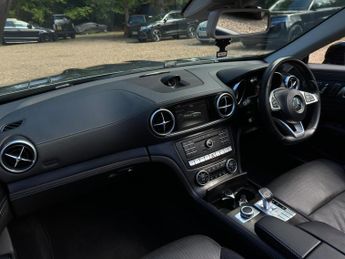 Mercedes-Benz SL 4.7 SL500 V8 AMG Line (Premium) G-Tronic+ Euro 6 (s/s) 2dr
