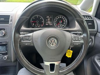 Volkswagen Touran 2.0 TDI BlueMotion Tech SE DSG Euro 5 (s/s) 5dr