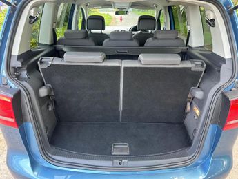Volkswagen Touran 2.0 TDI BlueMotion Tech SE DSG Euro 5 (s/s) 5dr
