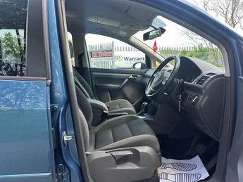 Volkswagen Touran 2.0 TDI BlueMotion Tech SE DSG Euro 5 (s/s) 5dr