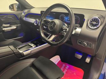 Mercedes-Benz GLB 1.3 GLB200 MHEV AMG Line (Executive) 7G-DCT Euro 6 (s/s) 5dr