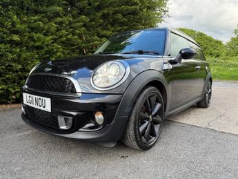 MINI Clubman 1.6 Cooper S Steptronic Euro 5 5dr