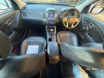 Hyundai ix35 2.0 CRDi SE 4WD Euro 5 5dr (Nav)