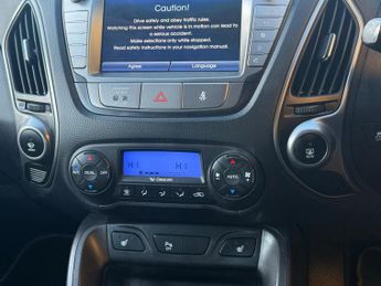 Hyundai ix35 2.0 CRDi SE 4WD Euro 5 5dr (Nav)
