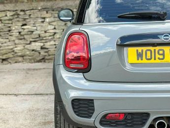 MINI Hatch 2.0 Cooper S Sport Steptronic Euro 6 (s/s) 3dr
