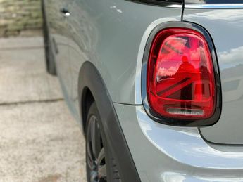 MINI Hatch 2.0 Cooper S Sport Steptronic Euro 6 (s/s) 3dr
