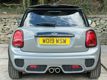 MINI Hatch 2.0 Cooper S Sport Steptronic Euro 6 (s/s) 3dr