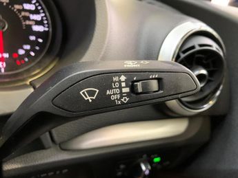Audi A3 1.5 TFSI CoD 35 S line S Tronic Euro 6 (s/s) 4dr