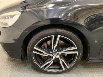 Volvo V40 1.5 T3 GPF R-Design Pro Auto Euro 6 (s/s) 5dr
