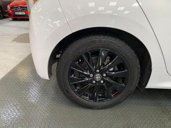 Toyota Yaris 1.5 VVT-h Icon E-CVT Euro 6 (s/s) 5dr