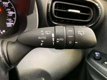 Toyota Yaris 1.5 VVT-h Icon E-CVT Euro 6 (s/s) 5dr