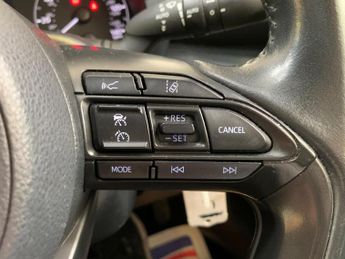 Toyota Yaris 1.5 VVT-h Icon E-CVT Euro 6 (s/s) 5dr