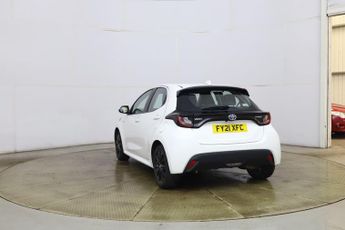 Toyota Yaris 1.5 VVT-h Icon E-CVT Euro 6 (s/s) 5dr
