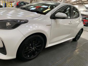 Toyota Yaris 1.5 VVT-h Icon E-CVT Euro 6 (s/s) 5dr